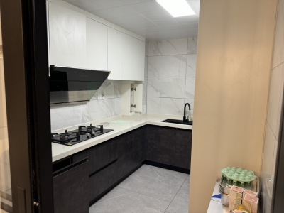 4室2廳2陽(yáng)臺(tái) 林肯公園三期