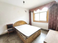 3室2廳1陽臺 寧靜小區(qū)臥室