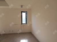 4室2廳3陽臺 滇池衛(wèi)城尚層衛(wèi)生間