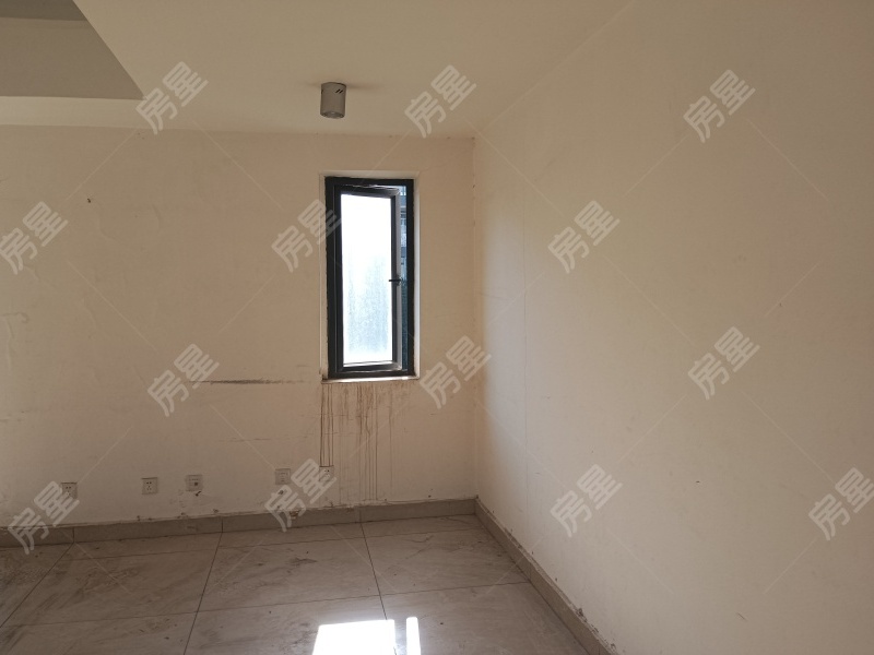 4室2廳3陽臺 滇池衛(wèi)城尚層衛(wèi)生間