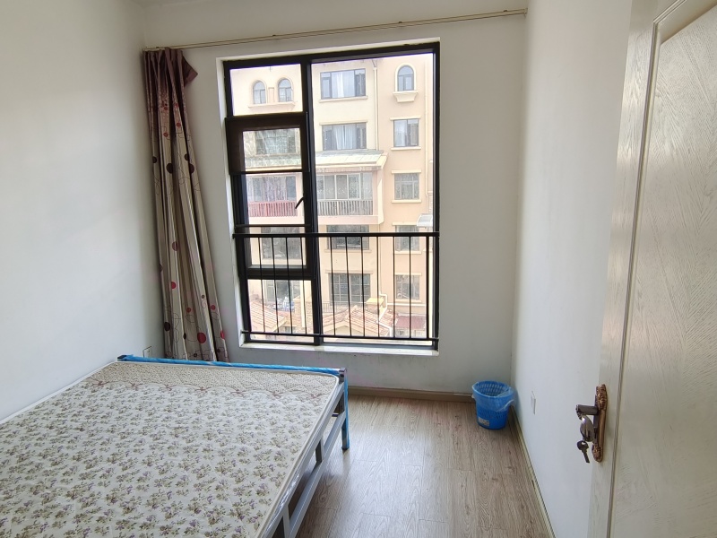 3室2廳1陽臺(tái) 滇池衛(wèi)城鉑睿臥室