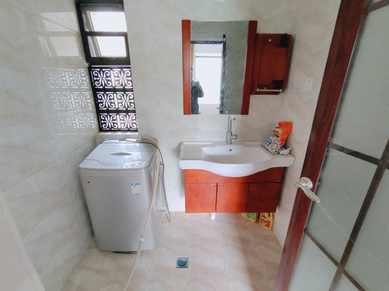 4室2廳2陽臺 云南映象花好月圓一期衛(wèi)生間