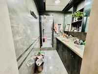 4室2廳2陽臺 北京路花苑衛(wèi)生間