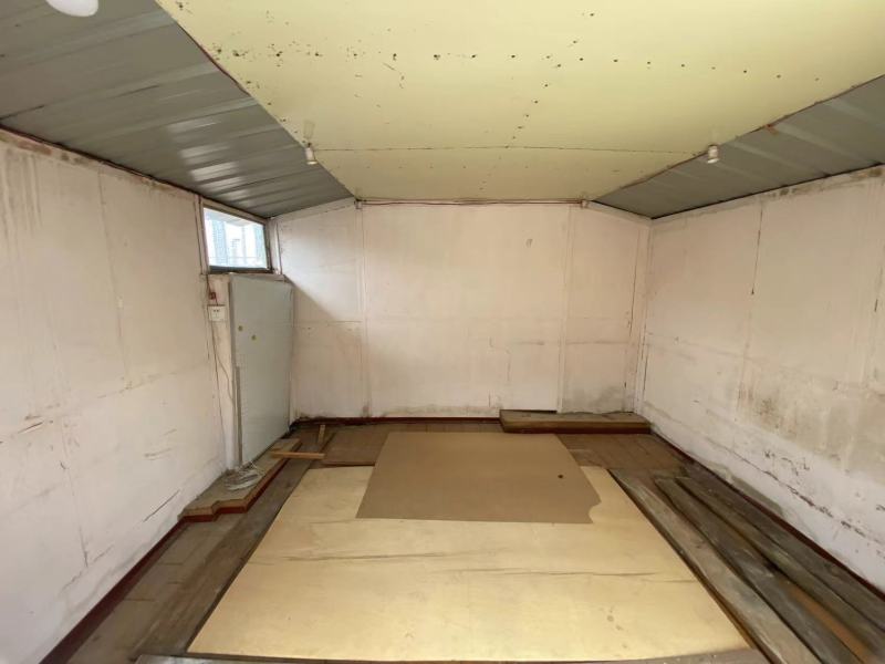 2室2廳1陽臺(tái) 西城楓景自家花園