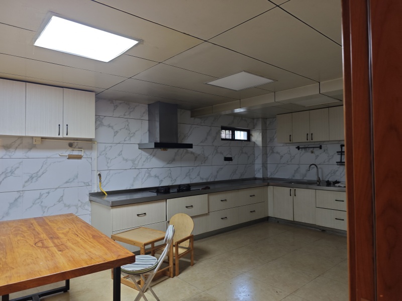 9室2廳2陽臺 滇池融苑別墅廚房