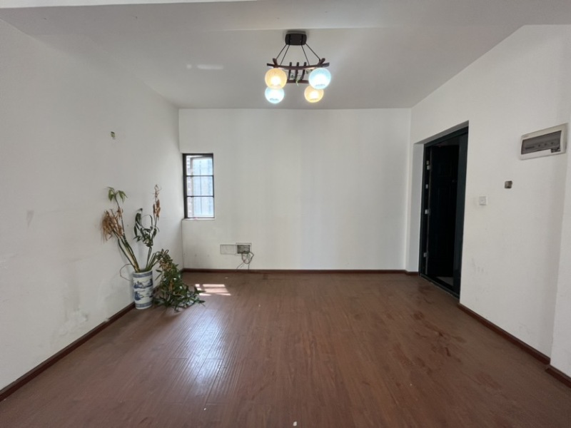 3室2廳2陽(yáng)臺(tái) 金坤尚城祥和里餐廳