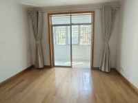 3室2廳1陽(yáng)臺(tái) 波羅小區(qū)臥室