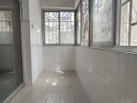 3室2廳1陽(yáng)臺(tái) 波羅小區(qū)陽(yáng)臺(tái)