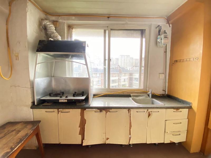 2室2廳1陽臺(tái) 西城楓景廚房