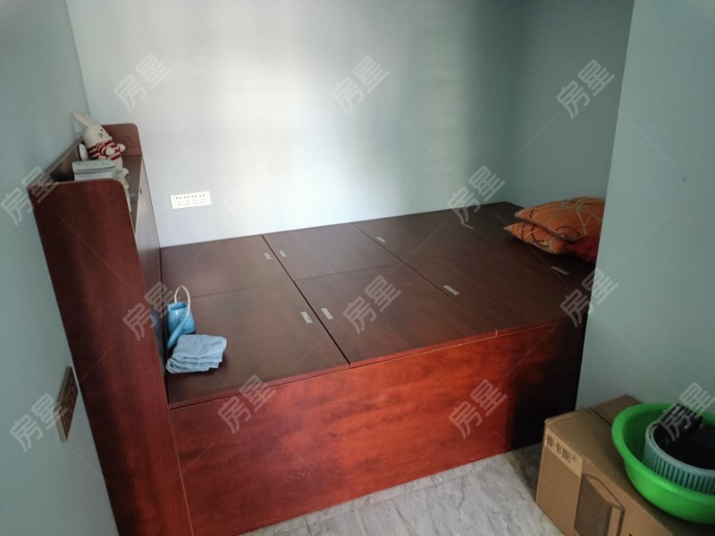 2室2廳1陽臺(tái) 金領(lǐng)時(shí)代臥室