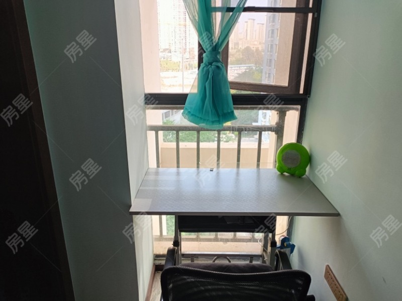 2室2廳1陽臺(tái) 金領(lǐng)時(shí)代陽臺(tái)