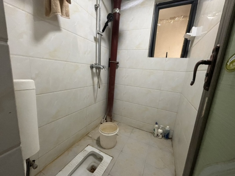 3室2廳2陽(yáng)臺(tái) 潤(rùn)城二區(qū)衛(wèi)生間