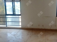 4室2廳3陽臺 滇池衛(wèi)城尚層臥室