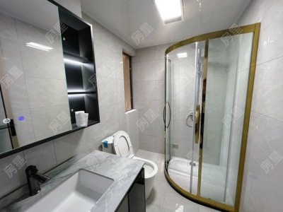 4室2廳2陽臺 萬科銀海泊岸觀瀾