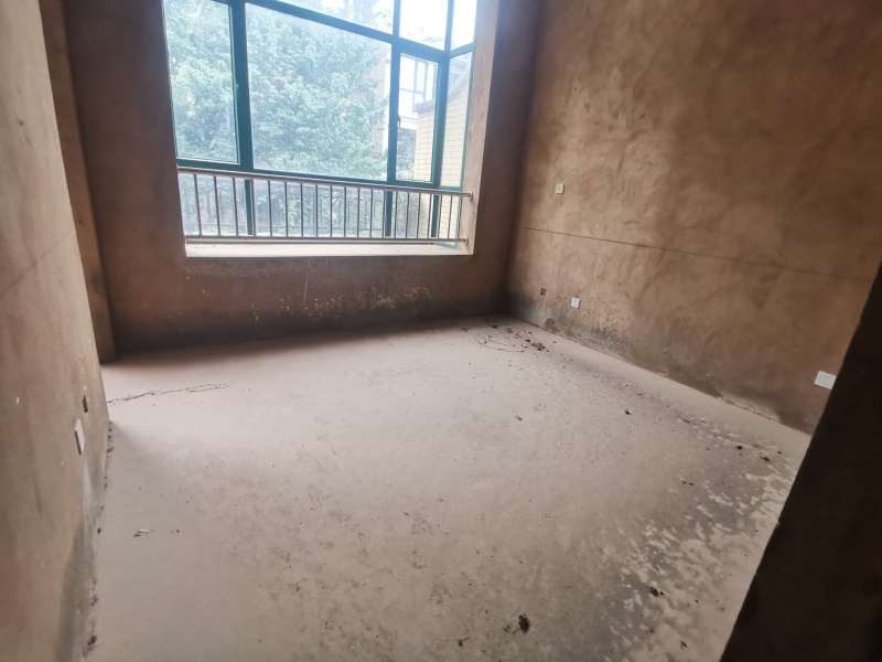 5室3廳3陽臺 貴研自然界別墅臥室