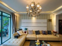 4室2廳3陽臺 貴研自然界客廳