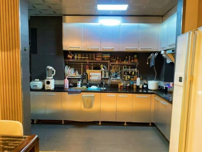 4室2廳3陽臺 貴研自然界廚房