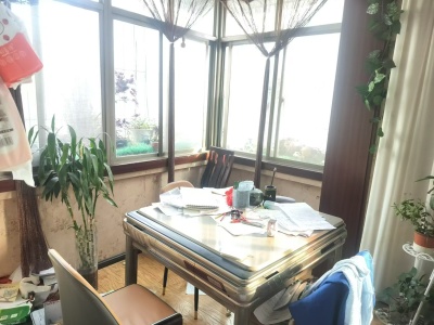 4室2廳2陽(yáng)臺(tái) 盤江花園