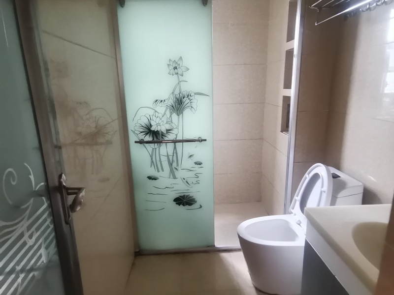 4室2廳2陽臺 云安陽光城衛(wèi)生間