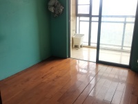 4室2廳2陽臺 云安陽光城臥室