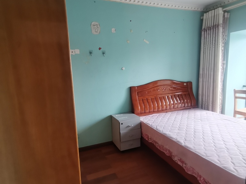 4室2廳2陽臺 云安陽光城臥室