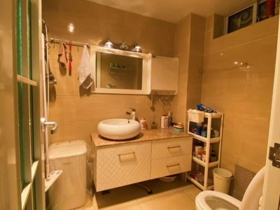 4室2廳3陽臺 貴研自然界衛(wèi)生間