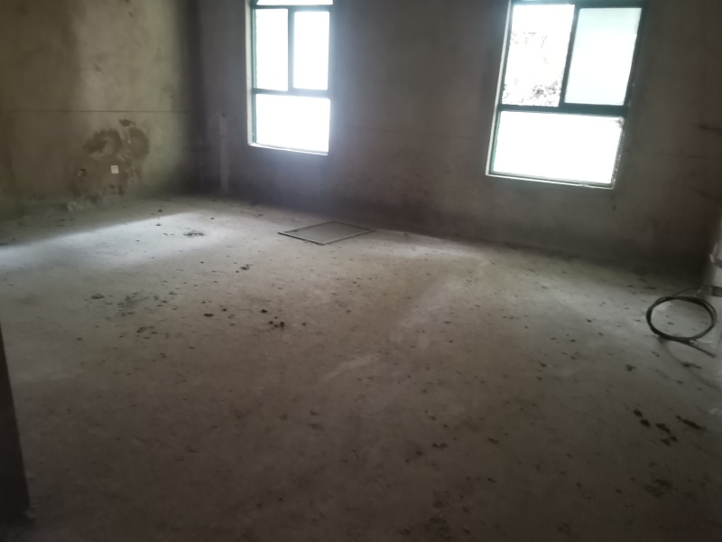 5室3廳3陽臺 貴研自然界別墅客廳