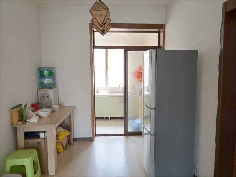 2室2廳1陽臺 美麗新世界餐廳