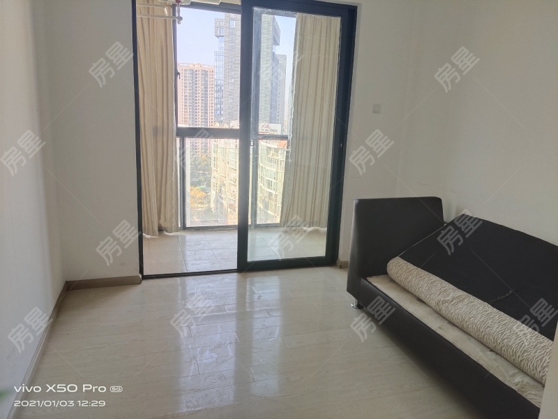 3室2廳1陽(yáng)臺(tái) 潤(rùn)城二區(qū)臥室