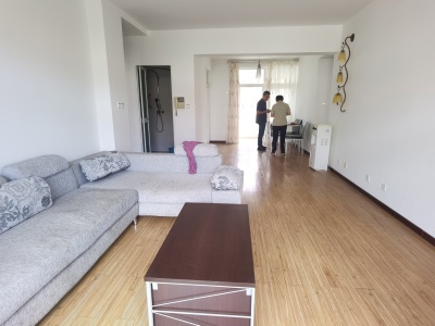 3室2廳1陽臺(tái) 高新文翠園