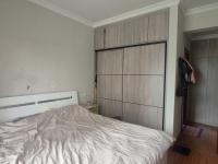 3室2廳2陽臺(tái) 金科陽光里臥室