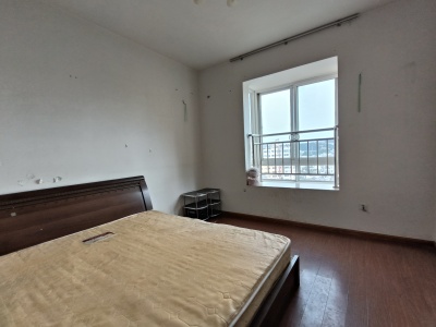 4室2廳2陽臺 白龍苑