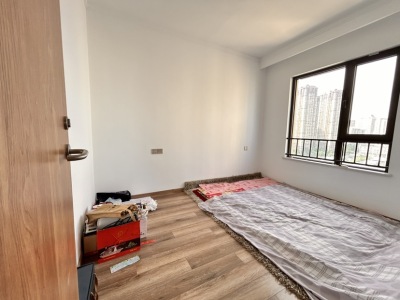 4室2廳2陽(yáng)臺(tái) 俊發(fā)盛唐城長(zhǎng)安郡(三期)