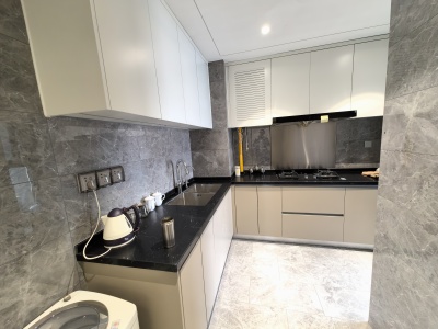 3室2廳2陽(yáng)臺(tái) 碧桂園隆盛府