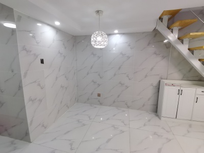 1室1廳1陽臺 藍(lán)光水岸公園