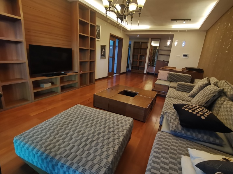 3室2廳 金域緹香客廳