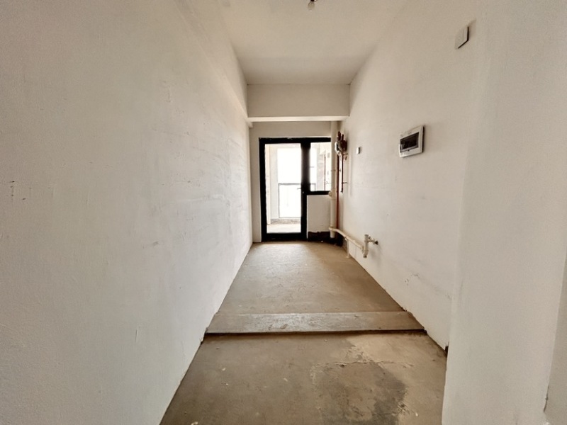 4室2廳2陽臺(tái) 同德昆明廣場A區(qū)廚房