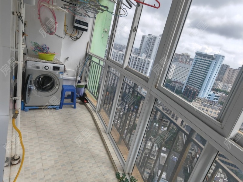 3室2廳1陽臺 中央麗城陽臺