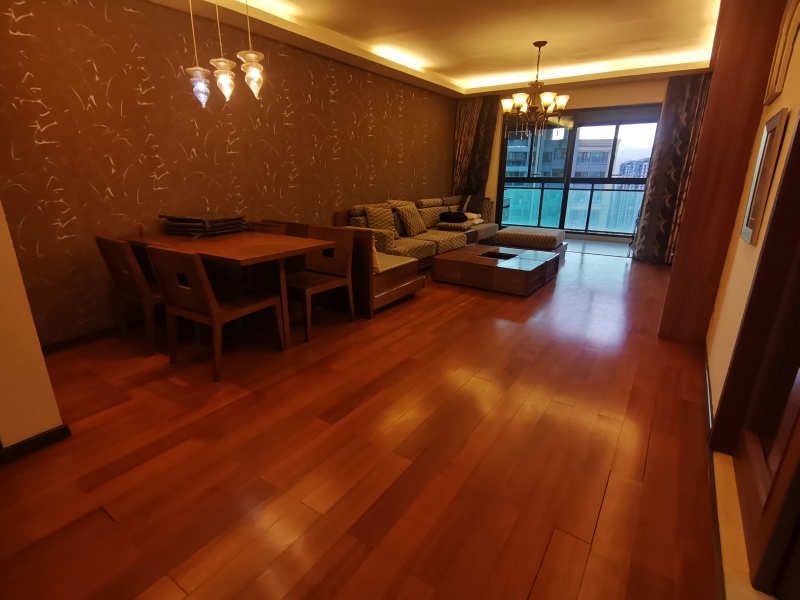 3室2廳 金域緹香客廳