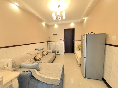 1室1廳1陽臺 鑫世界