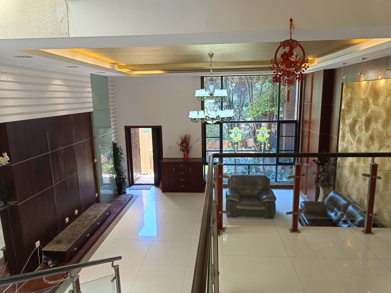 4室2廳3陽(yáng)臺(tái) 滇池衛(wèi)城紫園別墅其他