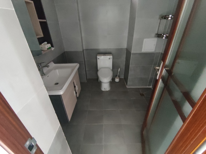 5室2廳3陽臺 金江小區(qū)融苑衛(wèi)生間