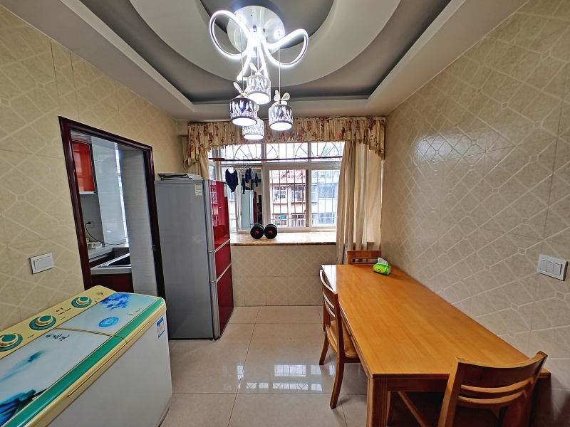 3室2廳 煤機新村餐廳