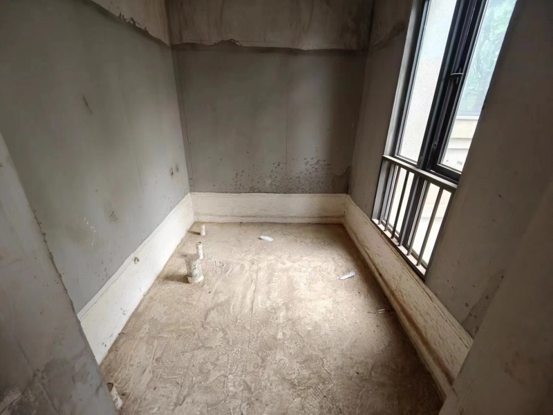 5室3廳3陽臺 銀海白沙郡別墅客廳