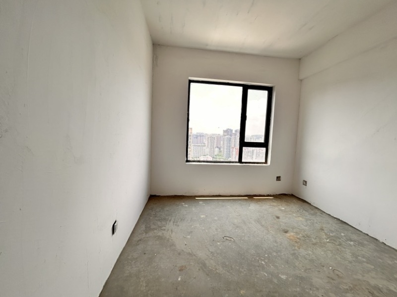 4室2廳2陽臺(tái) 同德昆明廣場A區(qū)臥室