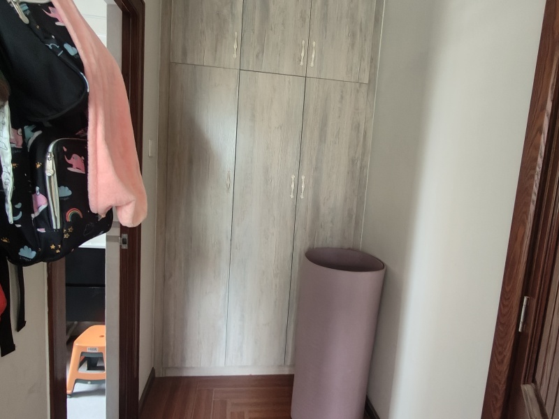 3室2廳2陽臺(tái) 金科陽光里臥室