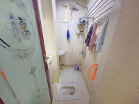 3室2廳 煤機新村衛(wèi)生間