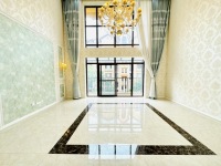 5室2廳2陽(yáng)臺(tái) 萬和花園客廳