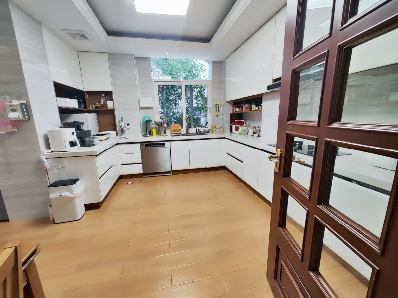 7室2廳5陽臺 海韻楓丹別墅廚房