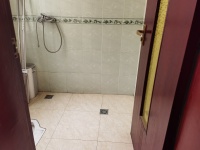 5室2廳3陽(yáng)臺(tái) 玫瑰灣小區(qū)別墅衛(wèi)生間